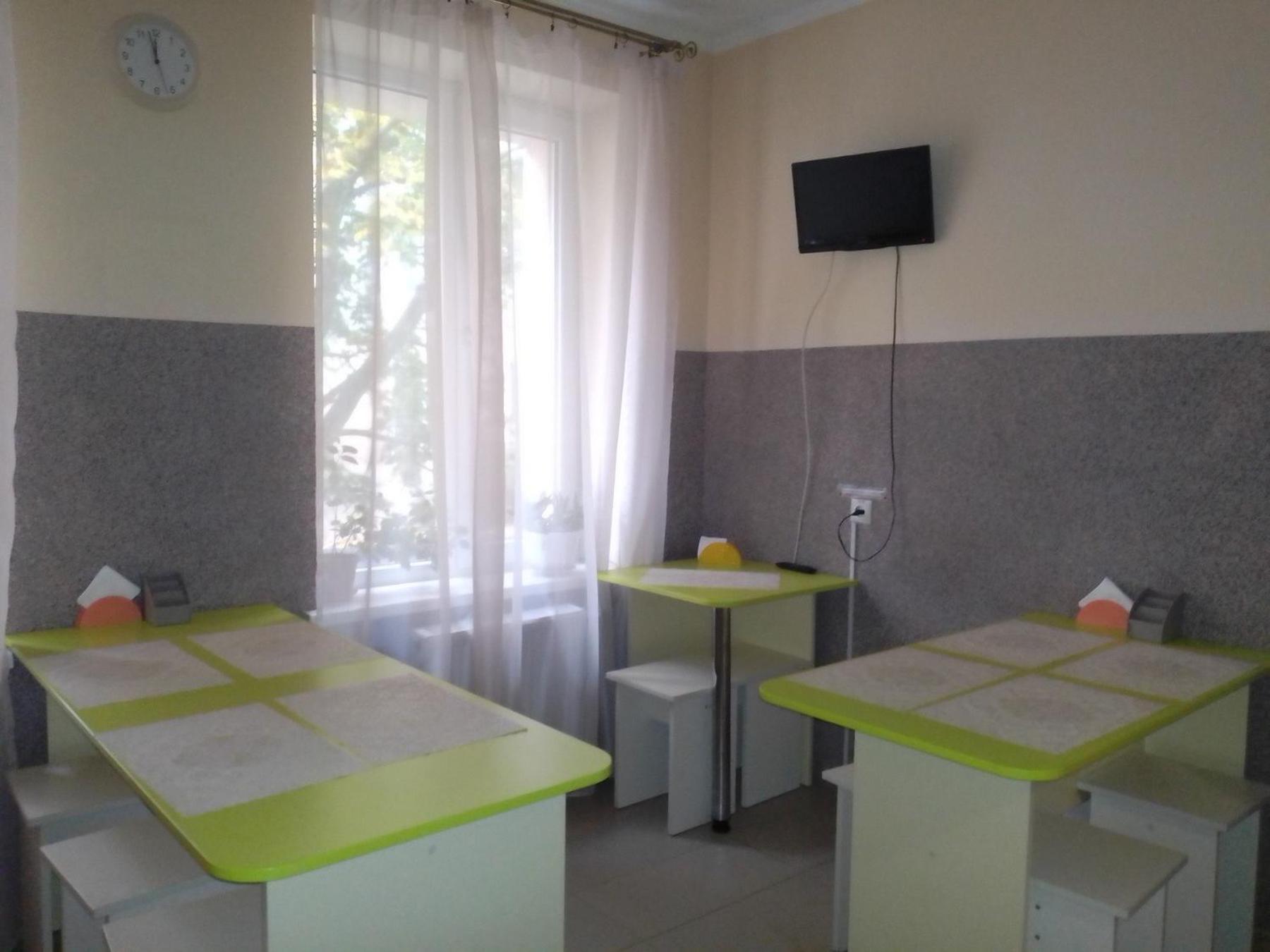 Hostel Iskra Λβιβ Εξωτερικό φωτογραφία
