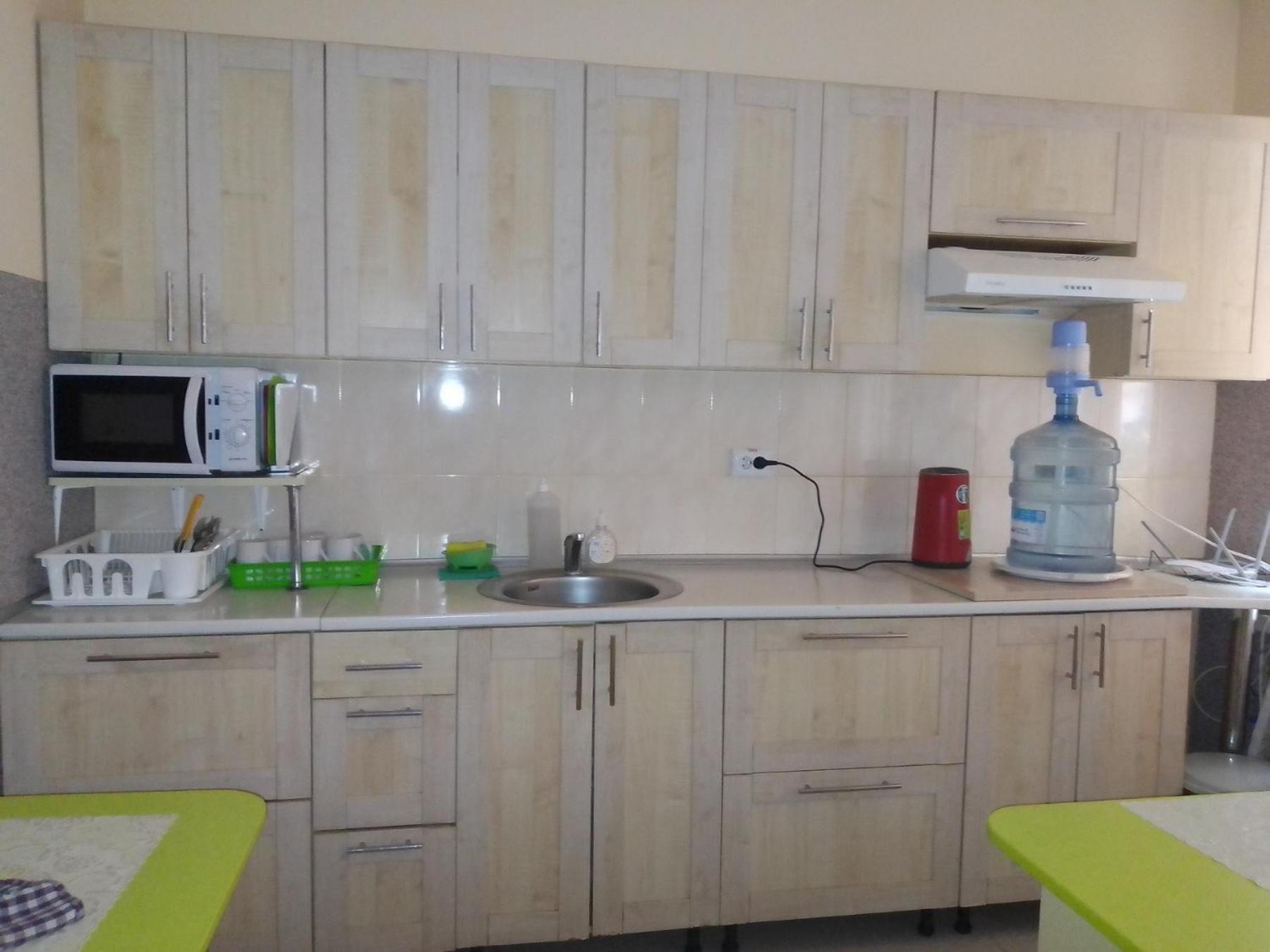 Hostel Iskra Λβιβ Εξωτερικό φωτογραφία