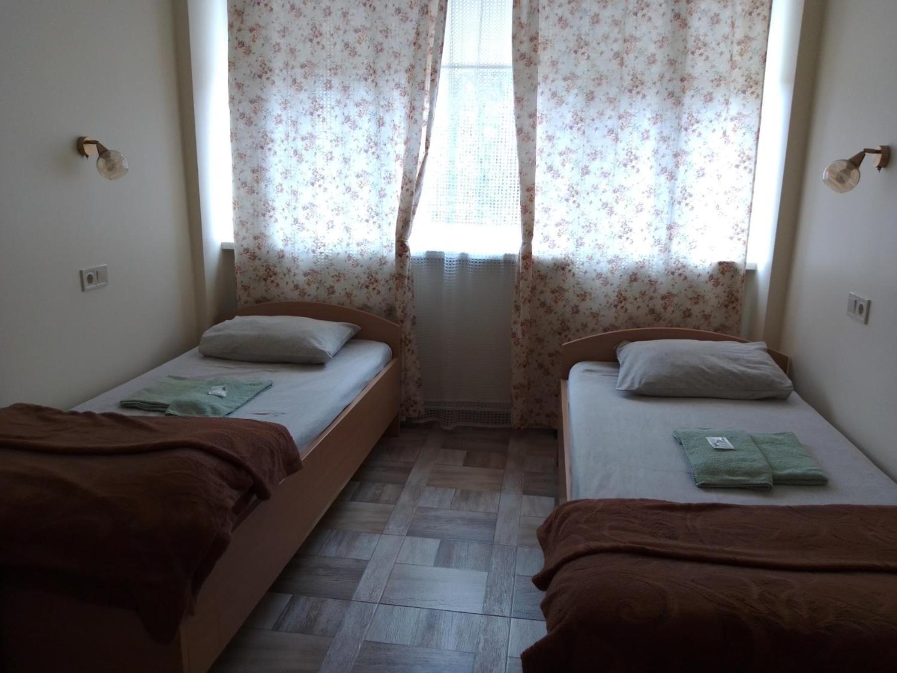 Hostel Iskra Λβιβ Εξωτερικό φωτογραφία